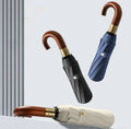 Custom 10-Bone Retro Style Business Umbrella Weatherproof with Wood Handle Three-Fold Folding Umbrella for Business Gift