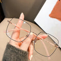 2023 New Large Metal Flat Light Optical Frame Eyeglasses Elegant and Stylish