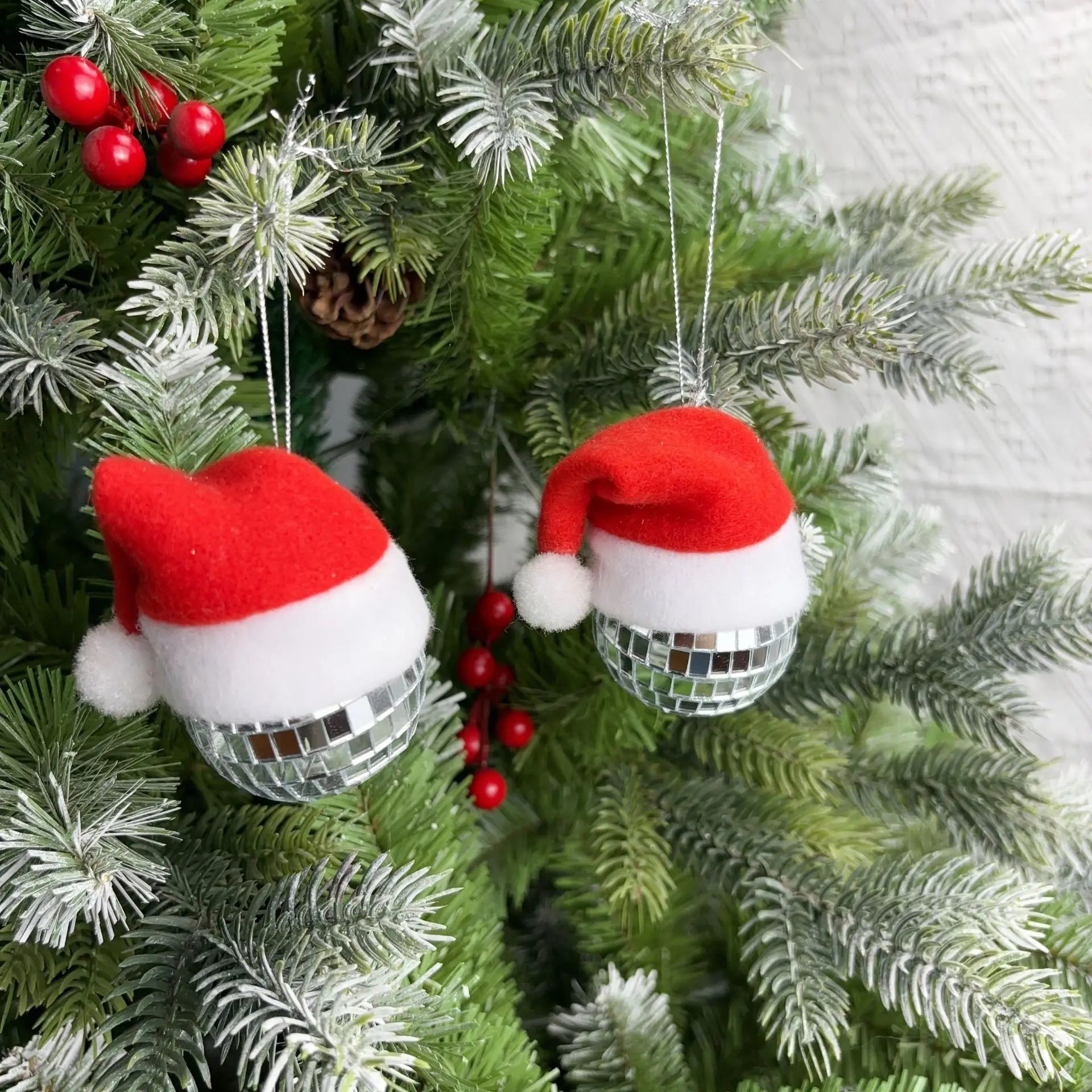 Popular 5cm Silver Foam Mini Santa Hat Hanging Ornaments Christmas Tree Bauble Shiny Disco Mirror Ball