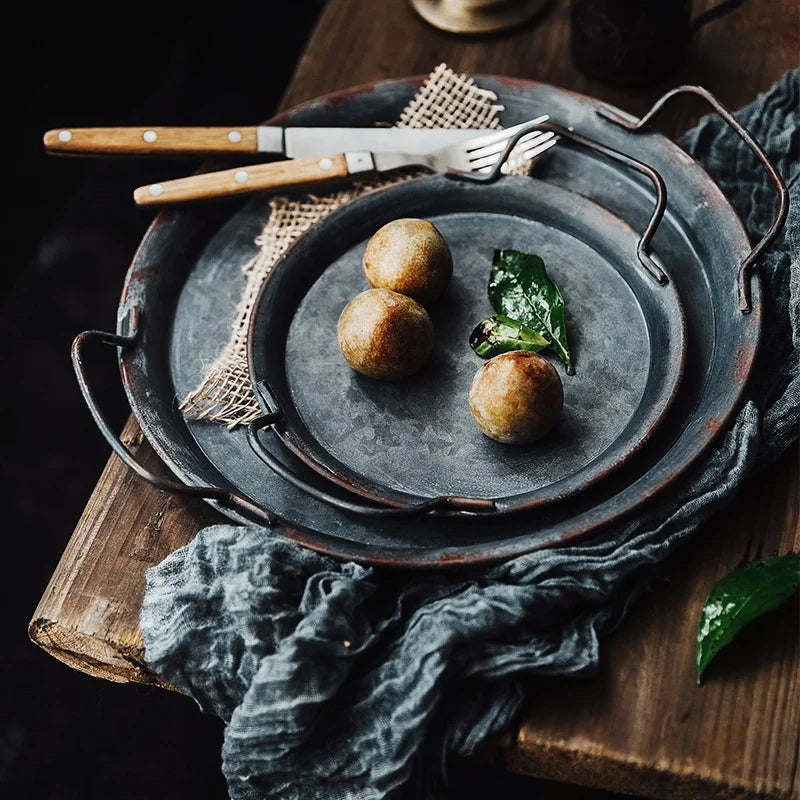 Classic Round Iron Storage Tray with Handle 8 Inch Kitchen Plate Dish Set Eco-Friendly Metal