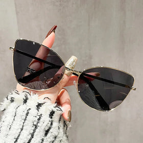 Lightweight Morandi Style Cat Eye Sunglasses with Gold Green Coffee Gray Frames Trendy Butterfly Design Metal Glasses