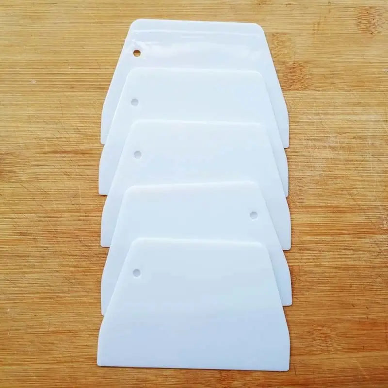 Baking Tools Plastic Scraper Small Trapezoidal Scraper Cream Cake Spatula Facet Cutter Baking Scraper