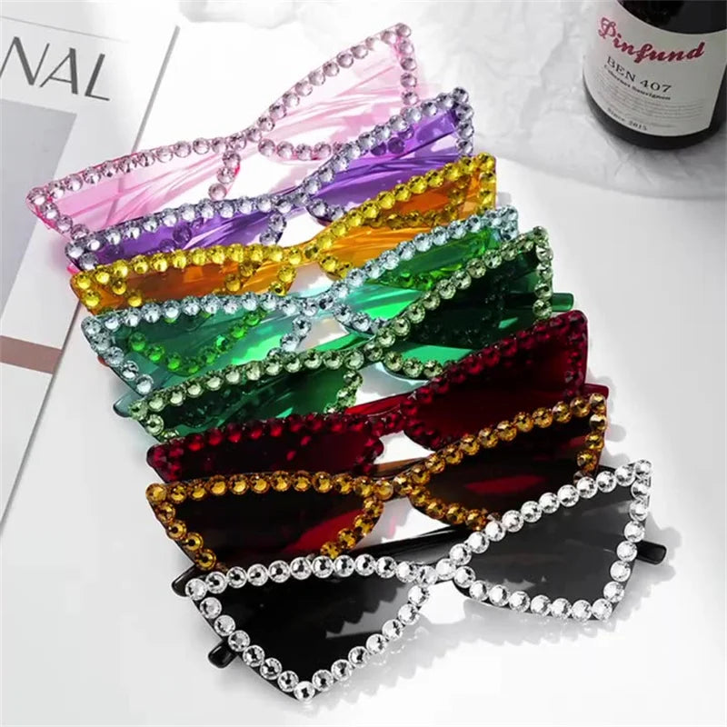 Factory Price Cat Eye Sunglasses Kids Heart-Shaped Candy Colour Diamond Crystal Sun Glasses Small Eyewear Black Red for Summer