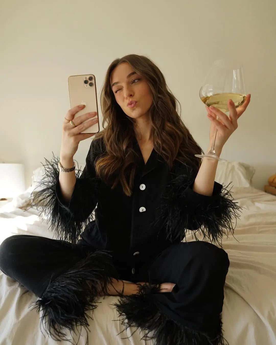 Fashional Ladies Party Pajamas Adults Women Sleepwear With Feather Long Sleeve Satin Silk Pyjama Set