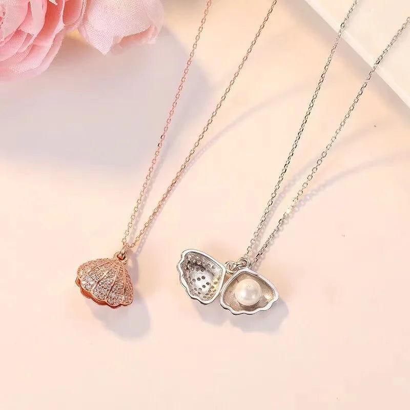 Diamond Shell and Pearls Necklace Zircon Gold Silver Plated Pearl Pendant Necklace for Women Gold Initial Pendant Necklace