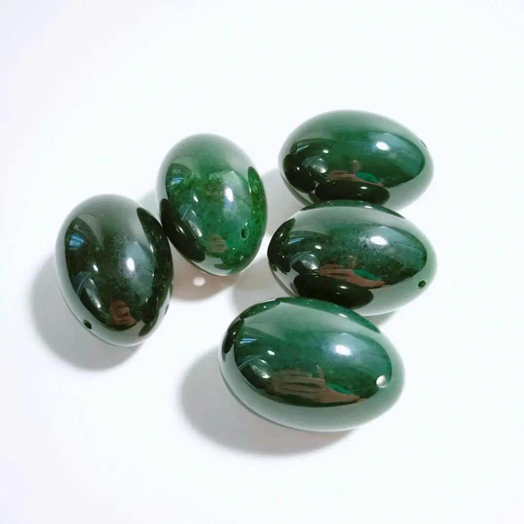HY Wholesale Nephrite Jade Eegs Sodalite Tiger Eye Undrilled Yoni Egg Natur Woman Crystal Vagin Jade Yoni Stones Collect With Seat