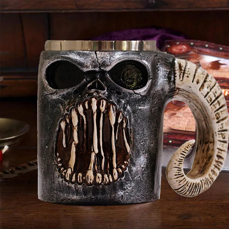 Unusual Medieval Resin Mugs MBA09 Gothic Party Creative Drinking Glass 3D Roar Skull Beer Cup
