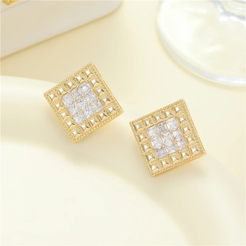 Jiexing Trendy Waffle Earrings 5A White Zircon High Quality Women Square Silver Needle Stud Earrings 14k Gold 17.8mm