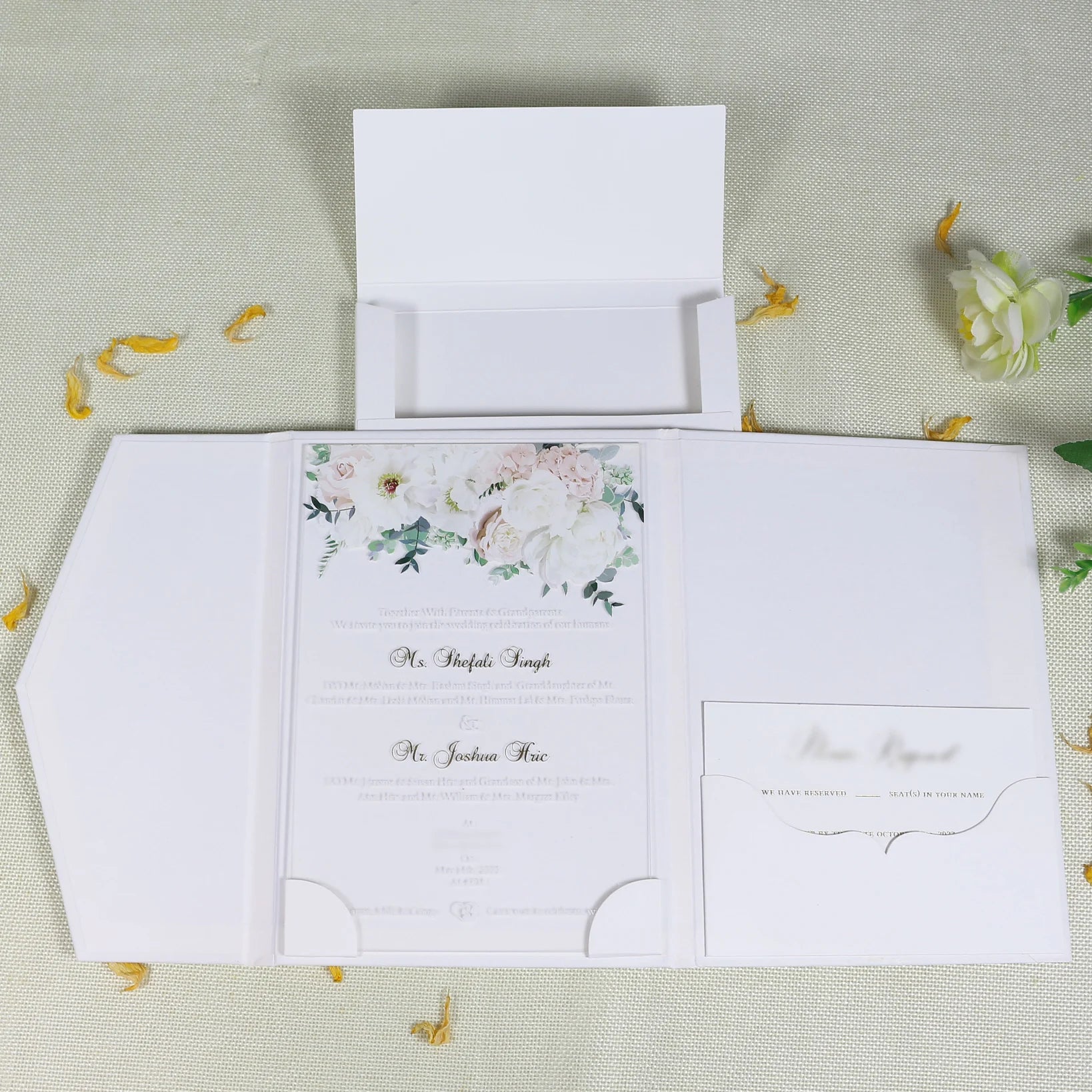 2024 Luxury Wedding Card Invitation Floral clear Frosted Acrylic Tri-fold Hardboard Cover Wedding Card Envelopes