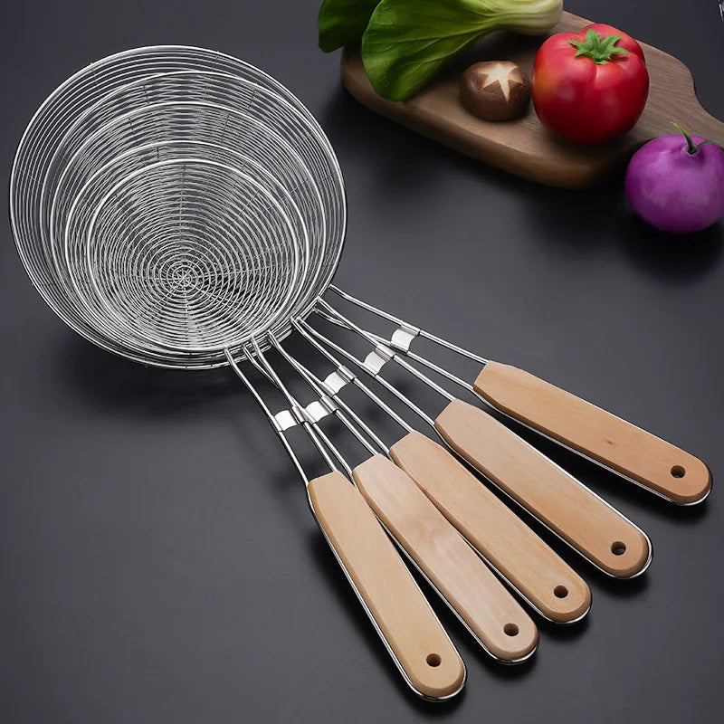 Hot Sale Cooking Utensil Wood Handle Stainless Steel Colander Ladle Oil Separator Frying Skimmer Strainer