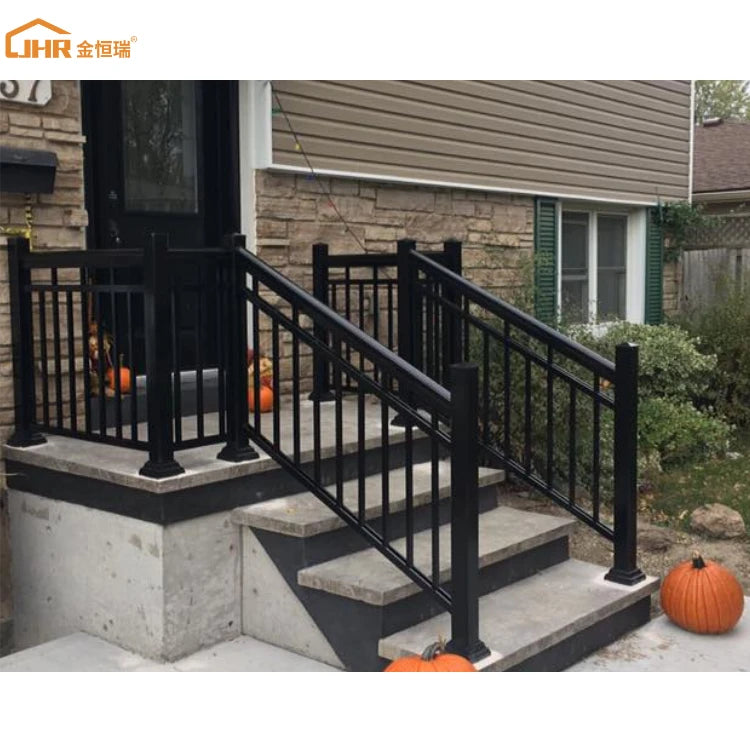 Privacy Fencing Panel Easily Assembled Waterproof Garden Customized  Balcony Wall Fence Design