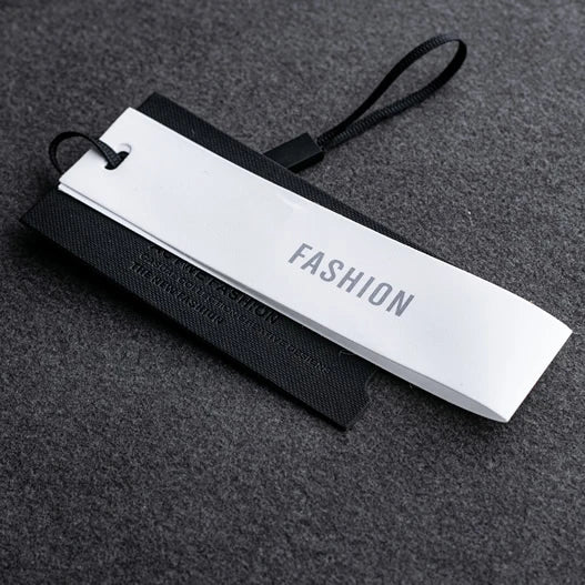 High End Custom Logo Hang Tags White Cardboard Clothing Labels Luxury Fashion Brand Hangtags Garment Packaging Tags