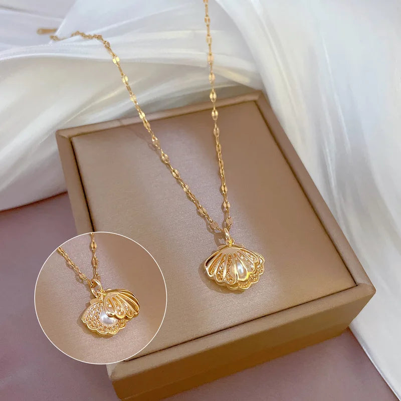 New Hawaiian Beach Jewelry Real 18K Gold Shell Necklace Hollow Open Cubic Zircon Stainless Steel Shell Pearl Necklace