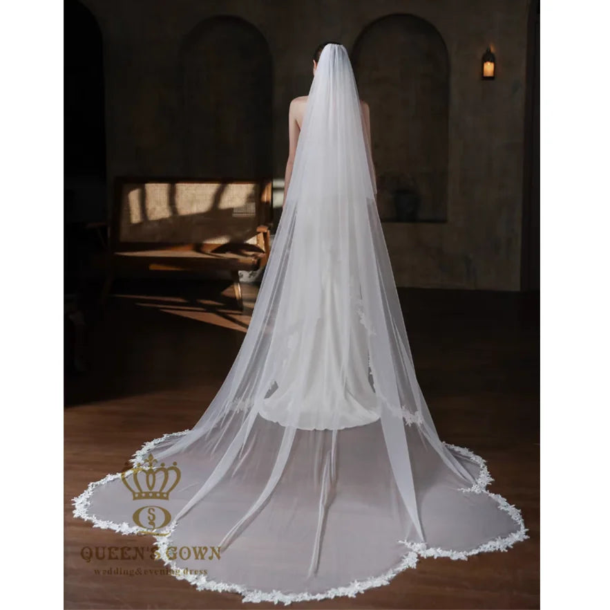 QUEENS GOWN New Style Petal Shaped Lace Bridal Veil Two-Layer Long Train Embroidered Lace Edge Wedding Veil