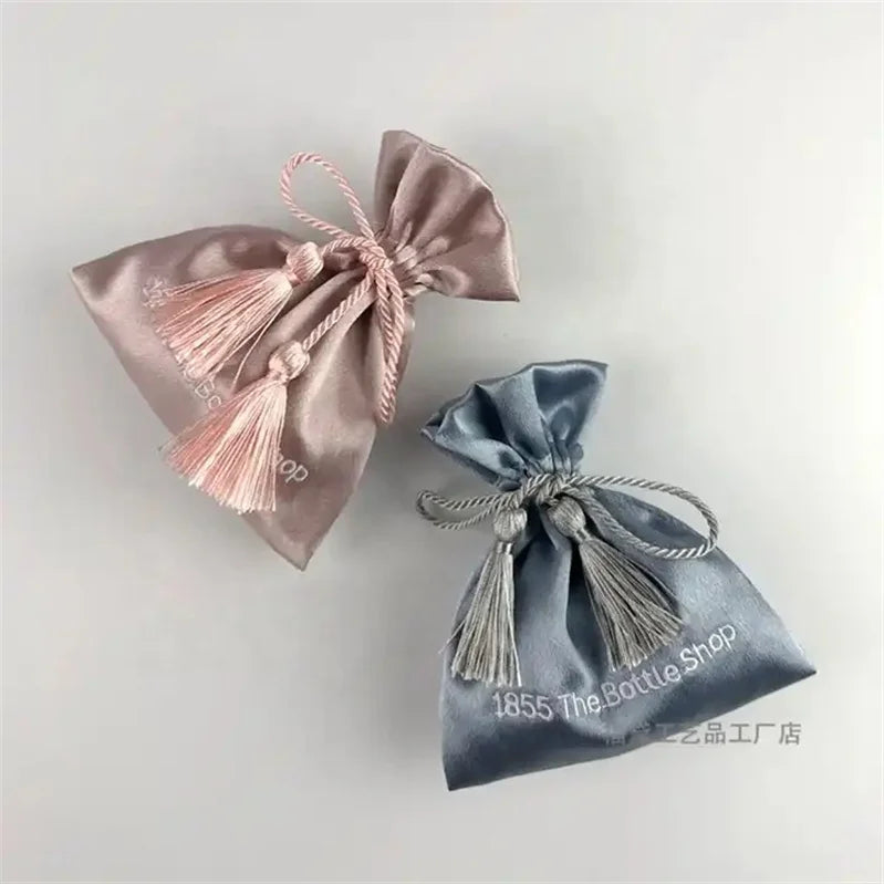 Chuanghua Fringe Rope Velvet Bag Jewelry Gift Bag Velvet Wedding Candy Bag