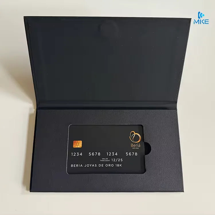Custom Made Flat Magnetic Card Box Sports Wedding Metal Pvc Business Cards Boxes Packaging