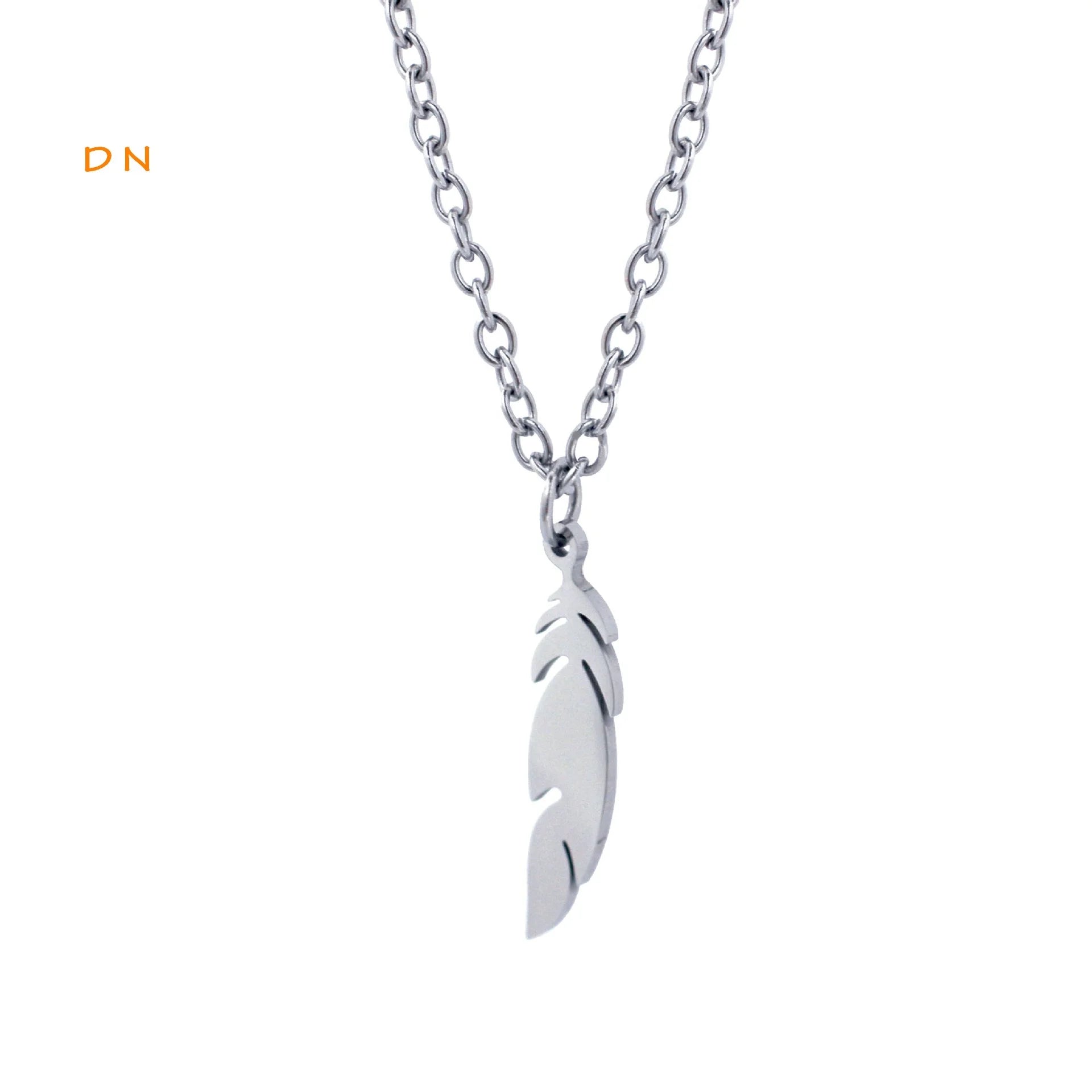 Dina Wholesale Simple Personalized Jewelry Silver Feather Charm Necklace Stainless Steel Jewelry Men Gifts