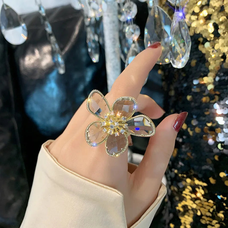 2022 Fashion Statement Adjustable Flower Finger Rings Three-Dimensional Crystal Flower Ring Women