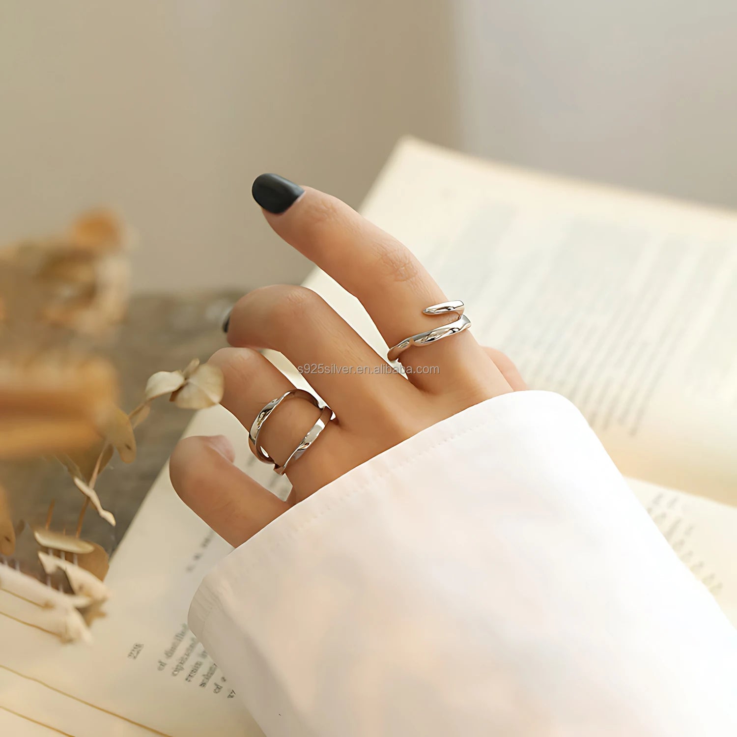 Minimalist Modern Jewelry 925 Sterling Silver Irregular Snake Shaped Gold Plated Flowing Fine Open Ring for Women Wear