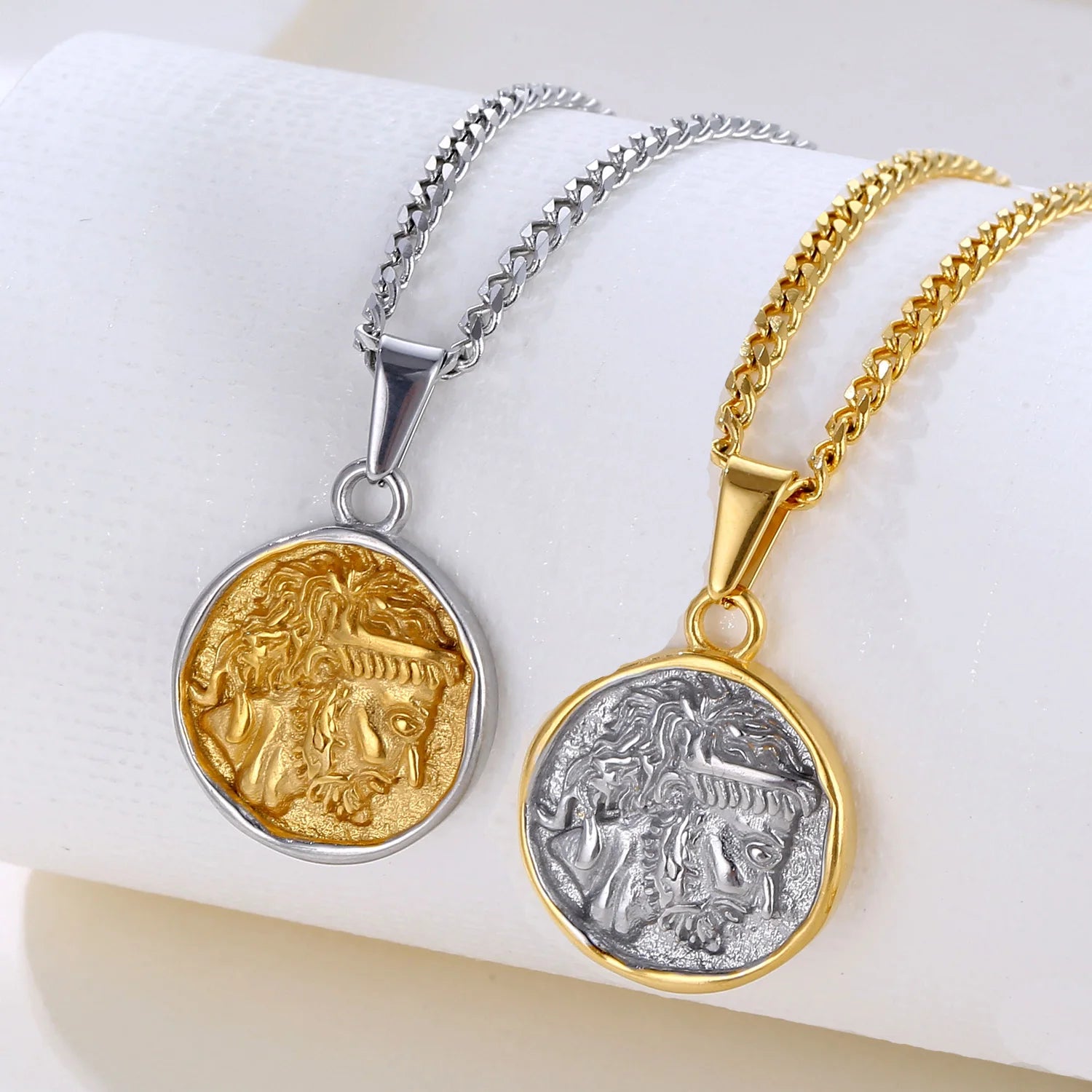 Mythology 20mm Zeus Pendant Stainless Steel Men Jewelry Two Tone Round Coin Ancient Greek Zeus Necklace