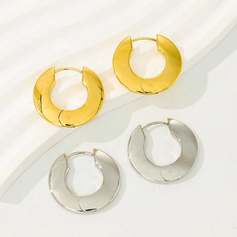 New Classic Fashion Jewelry Non Tarnish Pvd Gold Designer Earrings Popular Brands Metal Circle Flat Hoop Earrings