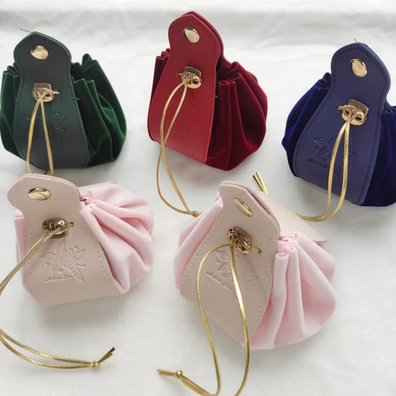 New Gift Bag Solid Color Flannel Leather Gift Bag With Drawstring Candy Box Cosmetic Packaging Bag Wedding Gift Party Decoration