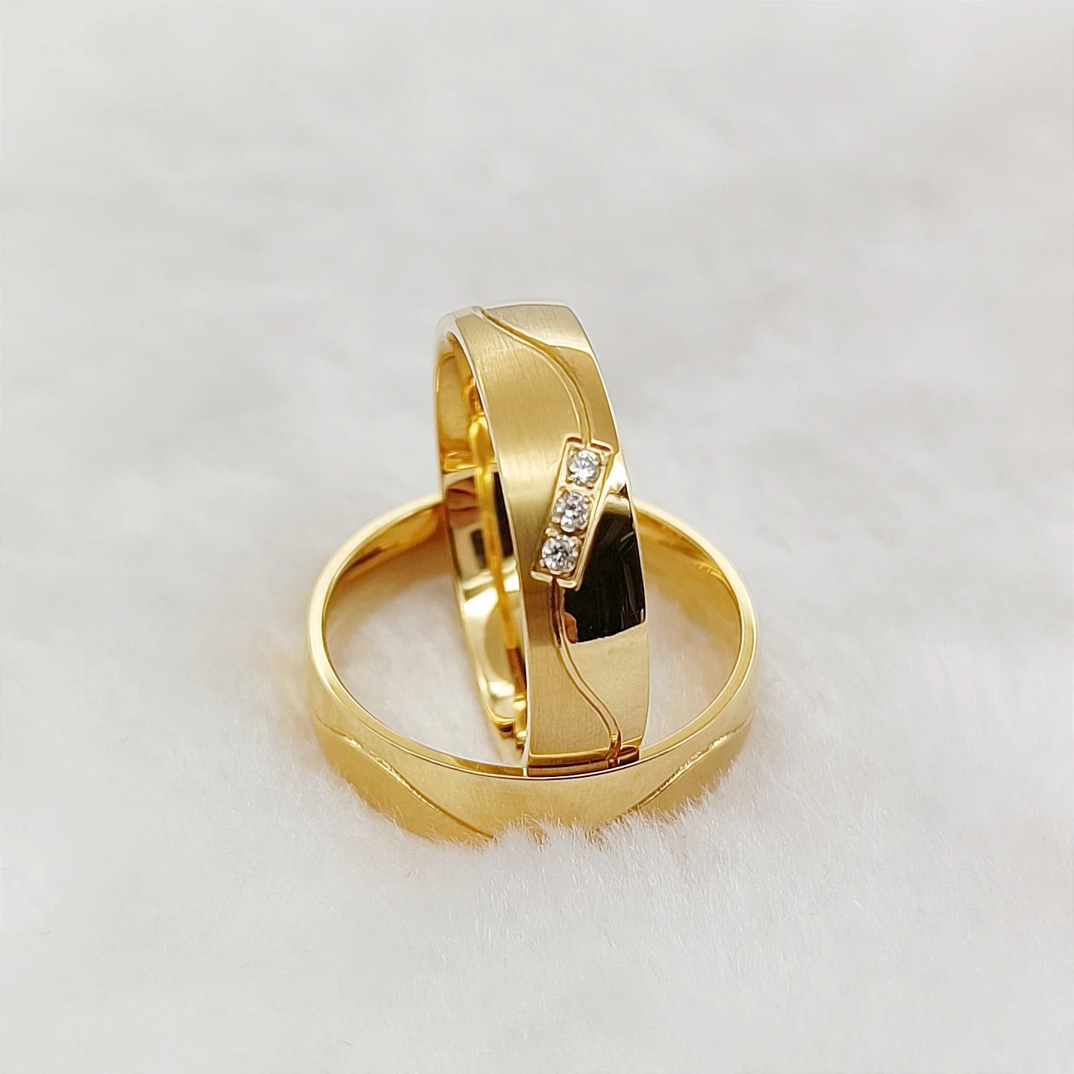 New Arrival Wedding Bands Bridal Sets Cz Diamond Couples Rings 18k Gold Plated Stainless Steel Jewelry Ladies