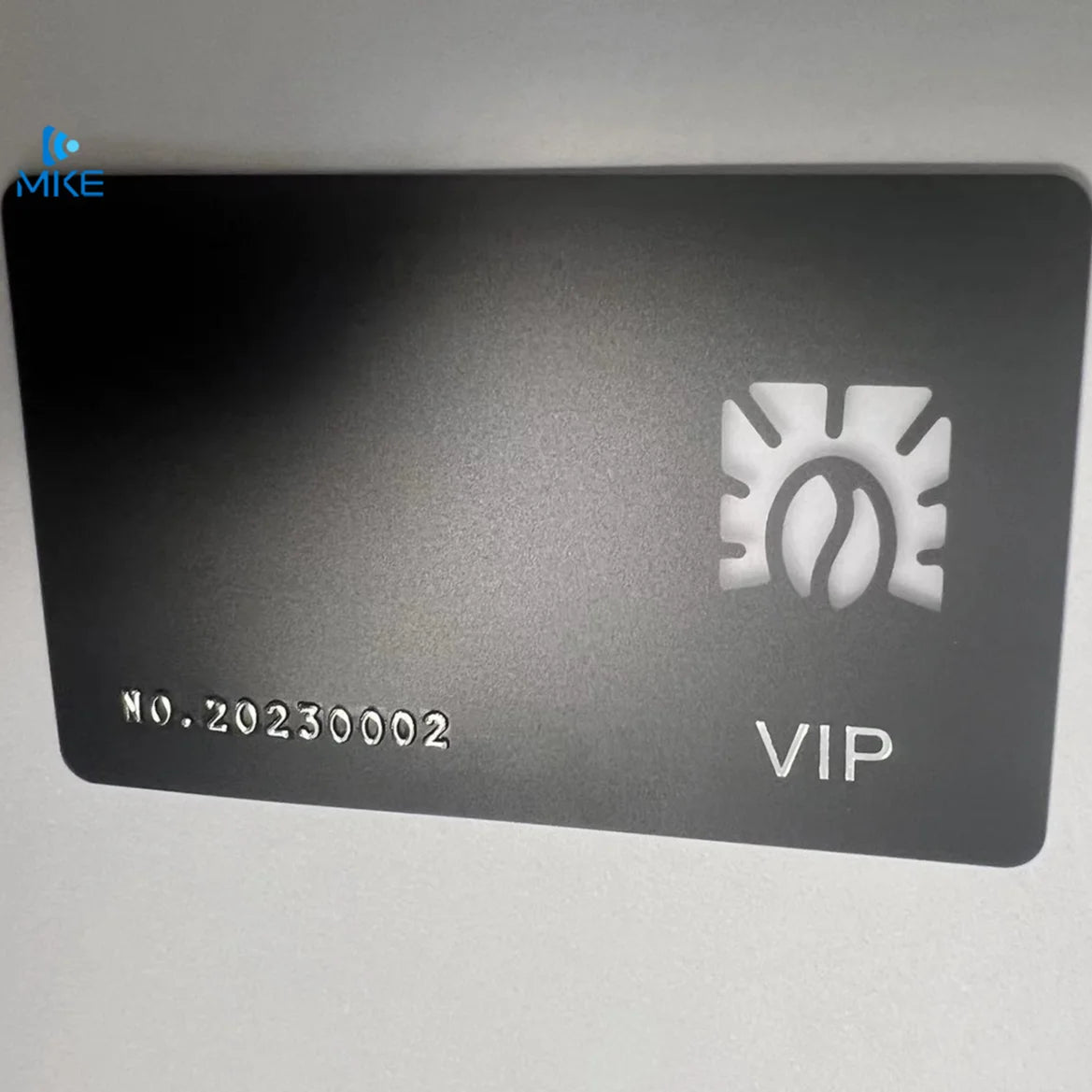 Magnetic VIP Business PVC CR80 Cards with Digital Printing Waterproof MINI TAG Transparent Logo UV Texts Embossed Numbers