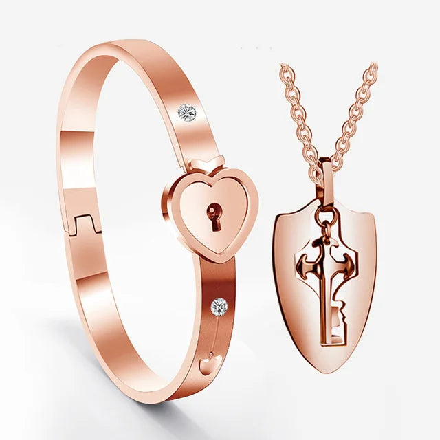 Factory Hot Sale New Gold Necklace Bangle Stainless Steel Jewelry Heart Locks Key Couple Bracelet