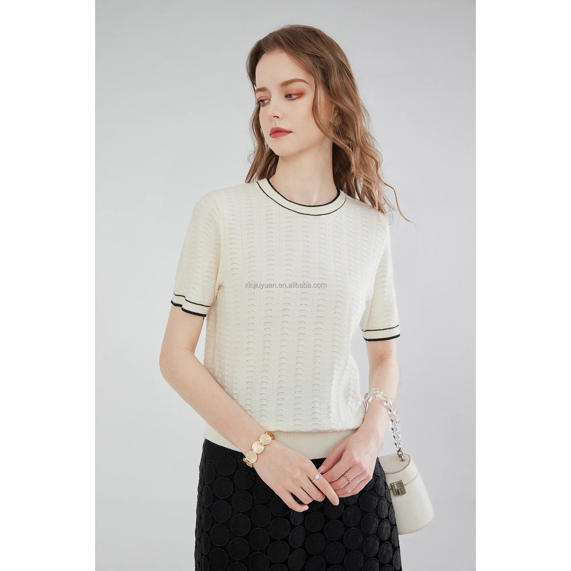 Women's Hollow Knitted Top Short Sleeve Round Neck Two-color Ribbed Cuffs Knitwear Sweater