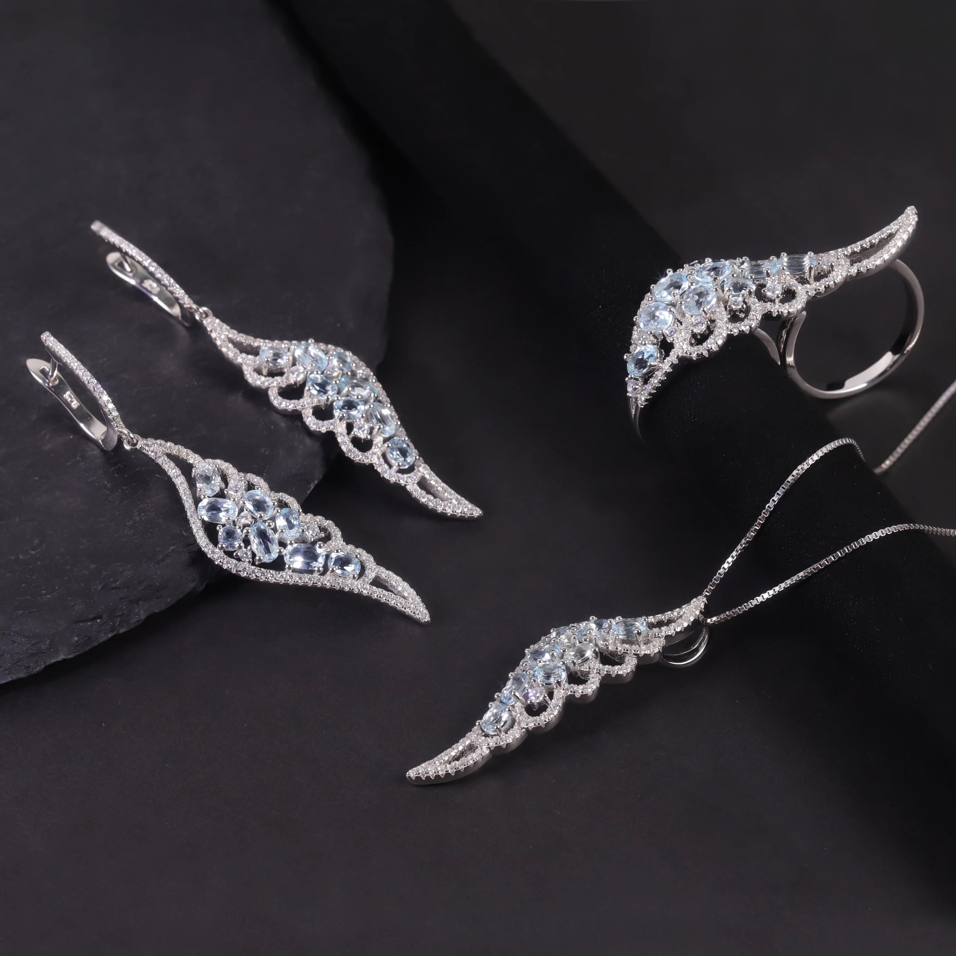 W0505 Glamorous Jewelry Wholesale 925 Sterling Silver Sky Blue Topaz Chunky Metal Pieces Rhodium Plated Light Blue Jewelry Set