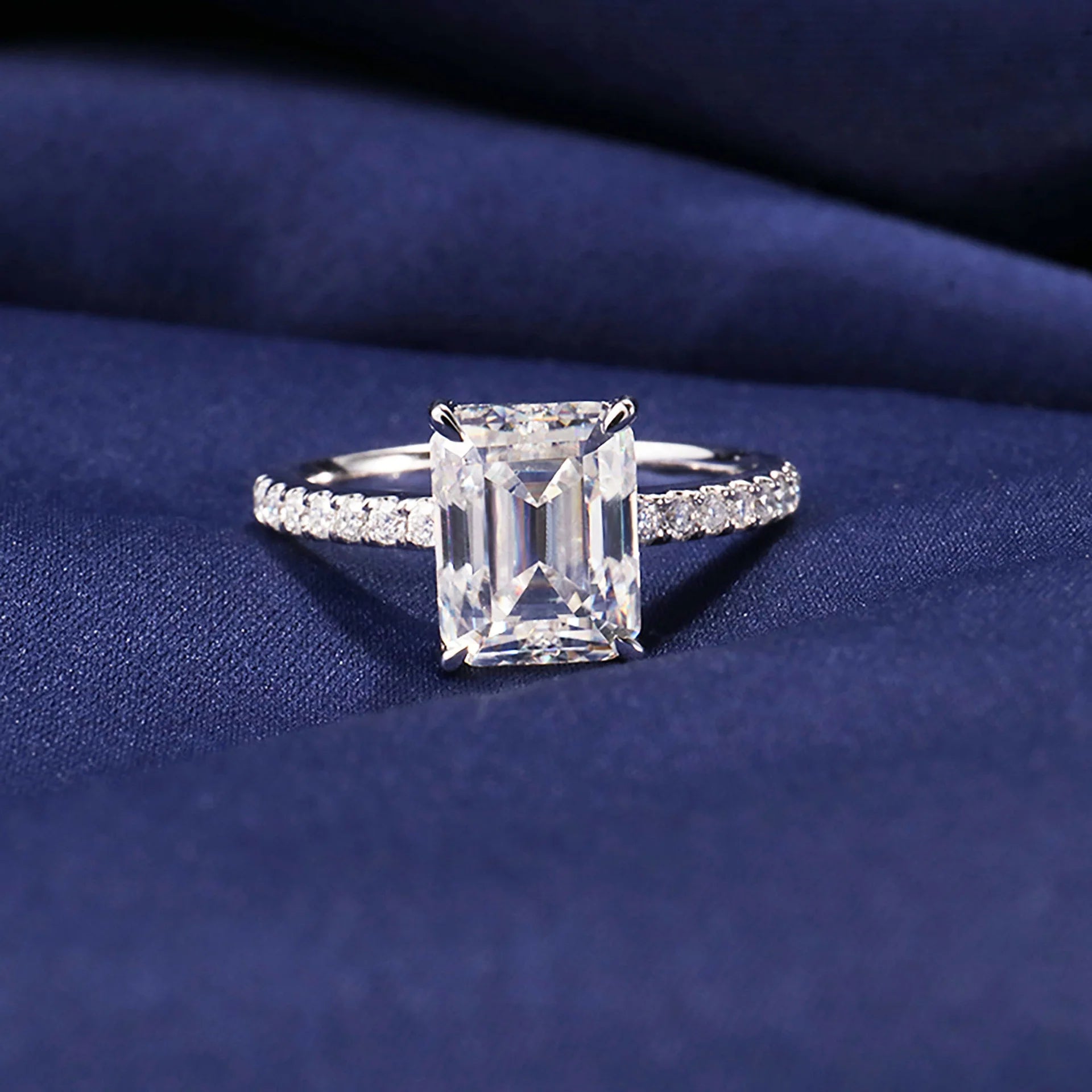 Wholesale Price Women's Fine Jewelry Ring 925 Sterling Silver Moissanite