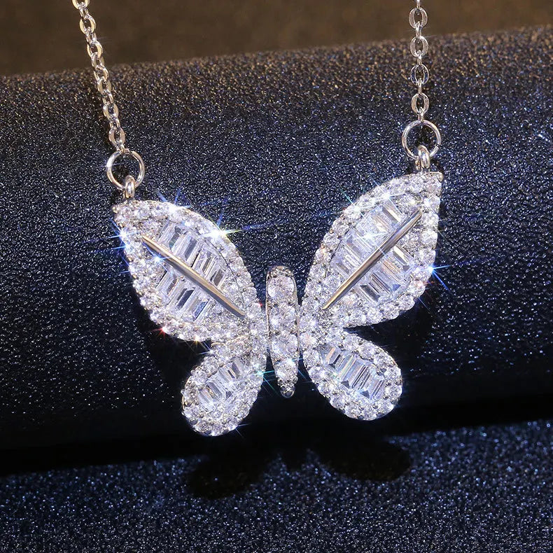 Trendy Women Hollow Out Bling Zircon Butterfly Necklace Crystal Cz Animal Butterfly Engagement Necklace Jewelry