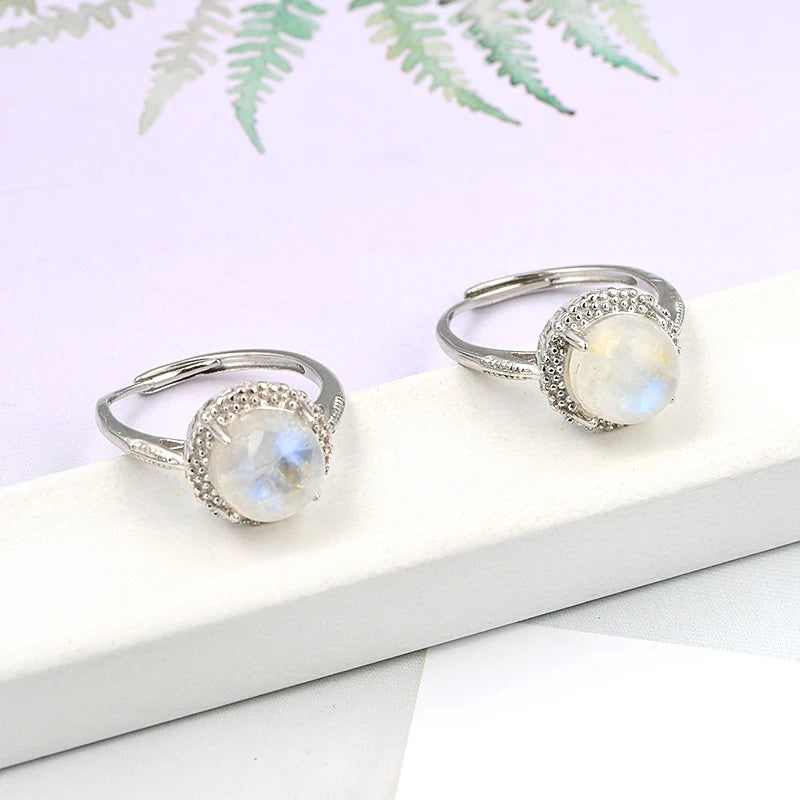 Korean Jewelry Natural Rainbow Moonstone Crystal Stone Ring Exquisite 9mm Brass Round Crystal Gem Stone Rings