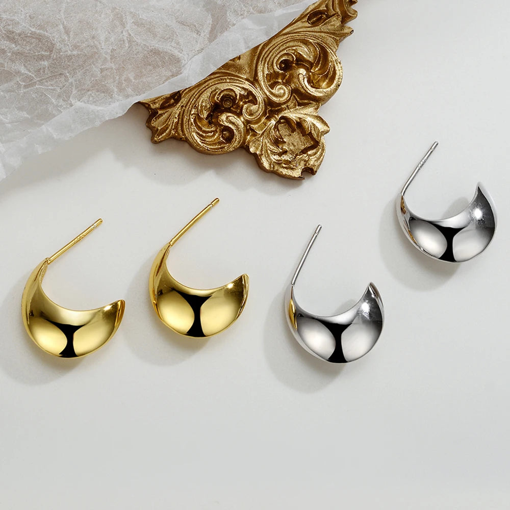 ICEBELA Fashion and Generous 925 Sterling Silver Design Moon Ear Stud Smooth C-shaped Earring