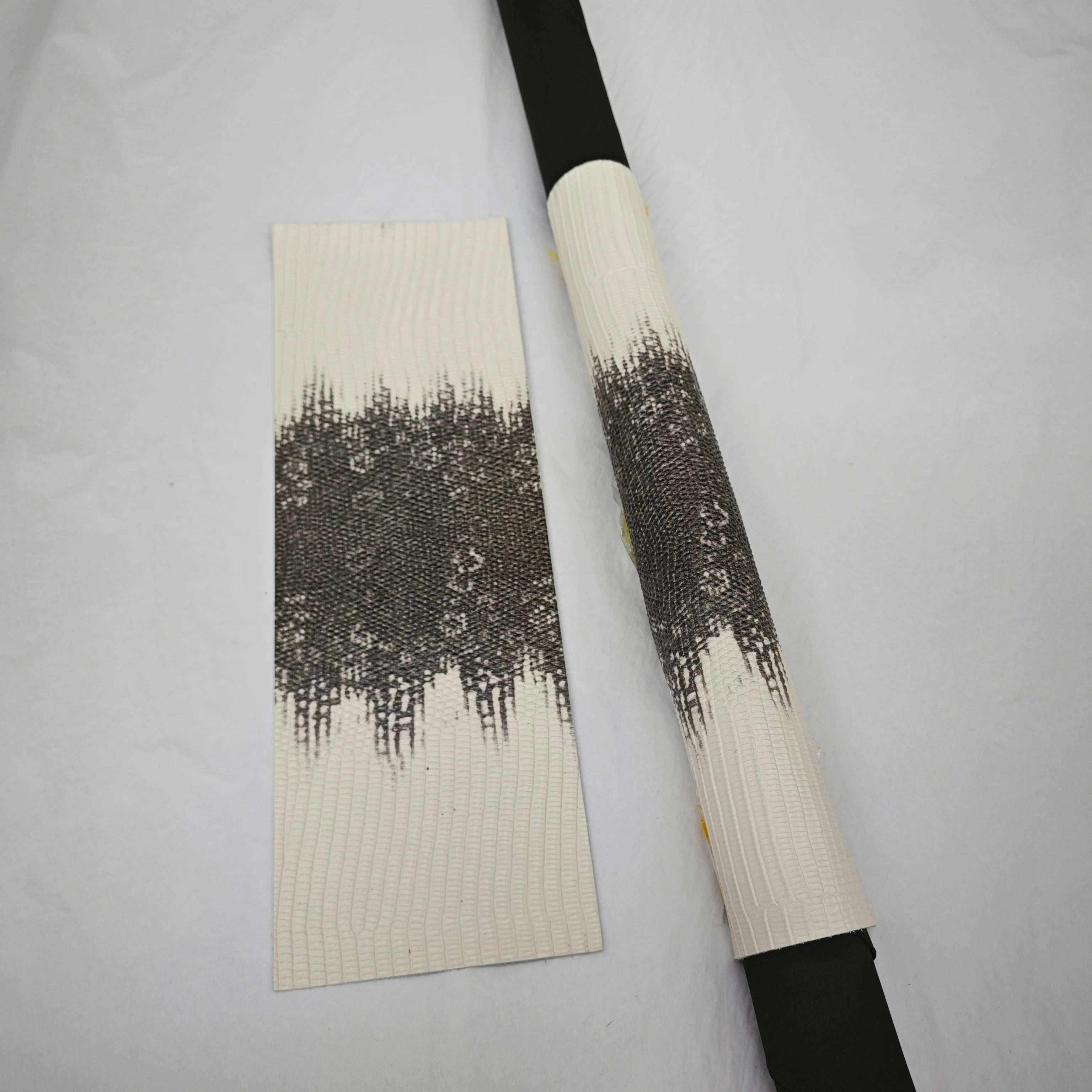Grey Lizard Print Real Cow Skin Embossed Cowhide Leather for Professional Pool Cue Billiard