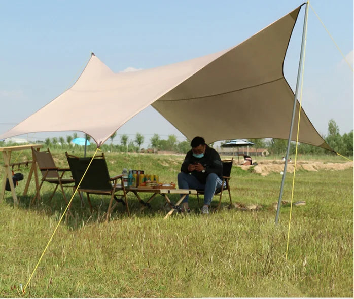 New Arrival Portable Camping Tent Outdoor Simple Beach Awning with Sun and Rain Protection Made of Oxford Fabric