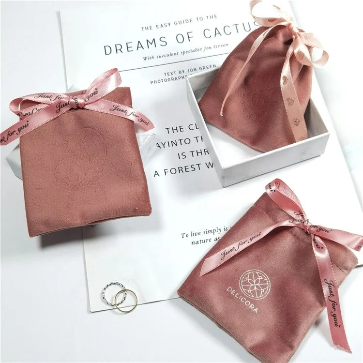 Jewelry Pouch Luxury Wholesale Custom Logo Soft Velvet Bracelet with Logo 2-3days  Without Logo 1-2days Pink Custom Bags CN;GUA