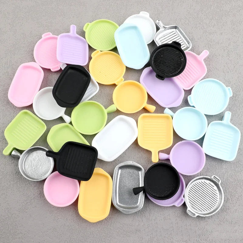 New Cute Cartoon Miniature Kitchenware Fryer Pan Bakeware Design Flat Back Resin Cabochons
