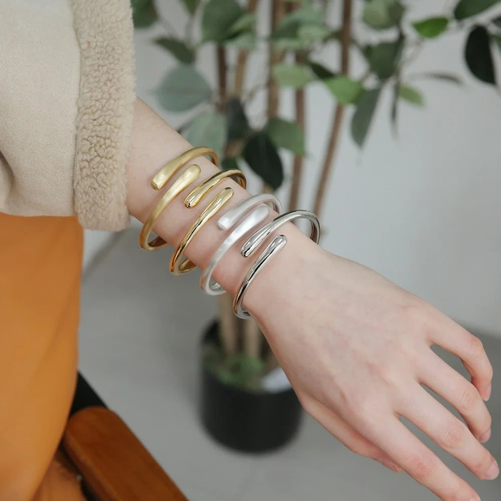 Gold-Plated Alloy Cuff Bracelet for Women Geometric Jewelry Open Collar Twisted Adjustable Size Trendy Party Style