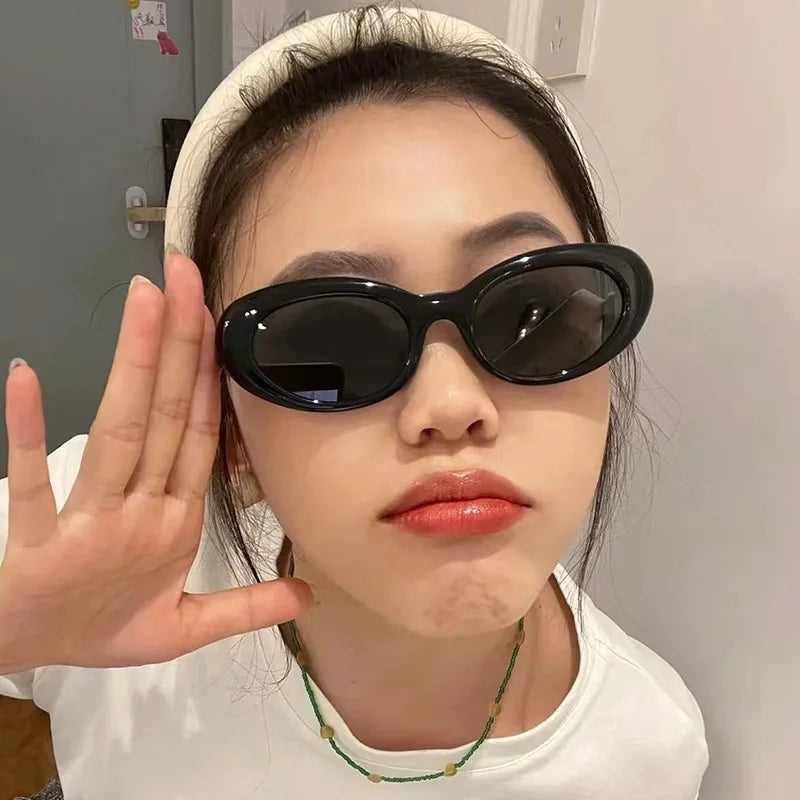 UNOC 2022 Women's Small Frame Cat-Eye Sunglasses High-End Trendy Yellow PC Frame with Mirror Lenses Hip-hop Sun Glasses
