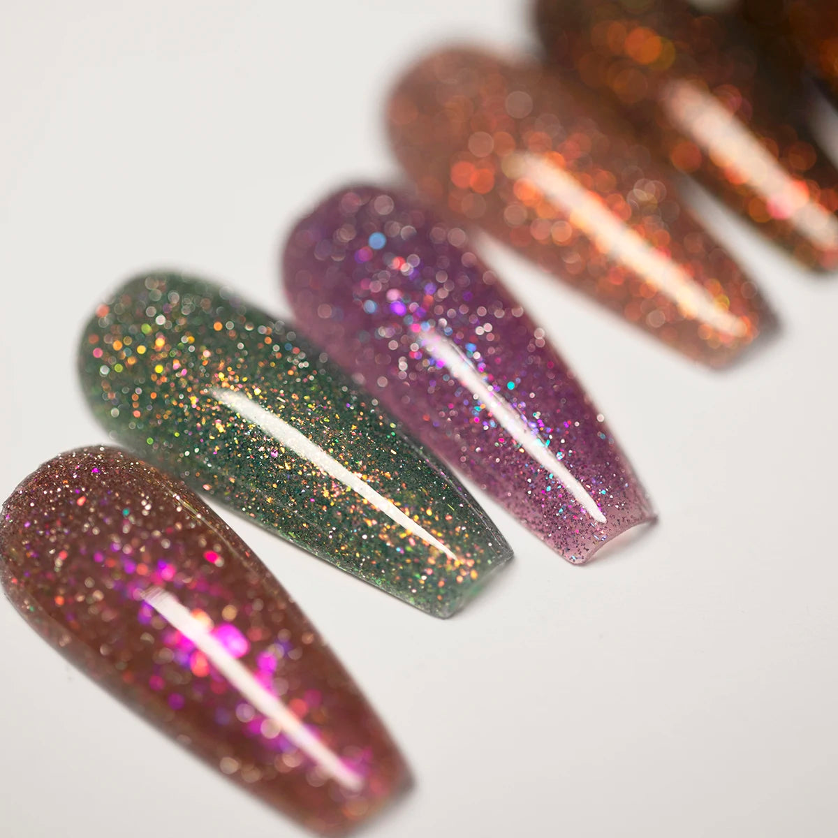 HONEY GIRL Shinny Bling Diamond Gel Nail Polish OEM Wholesale Fluorescent Reflective Glitter Gel Polish for DIY