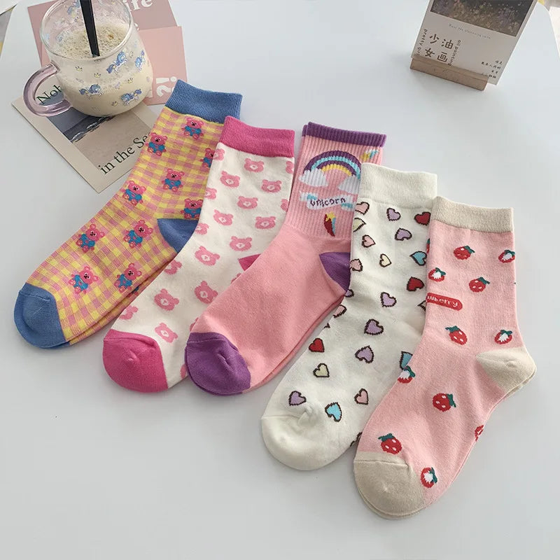 HF Women's Breathable Cotton Long Tube Crew Socks Rainbow Cartoon Heart Shape Design with Logo on Cuff for Winter