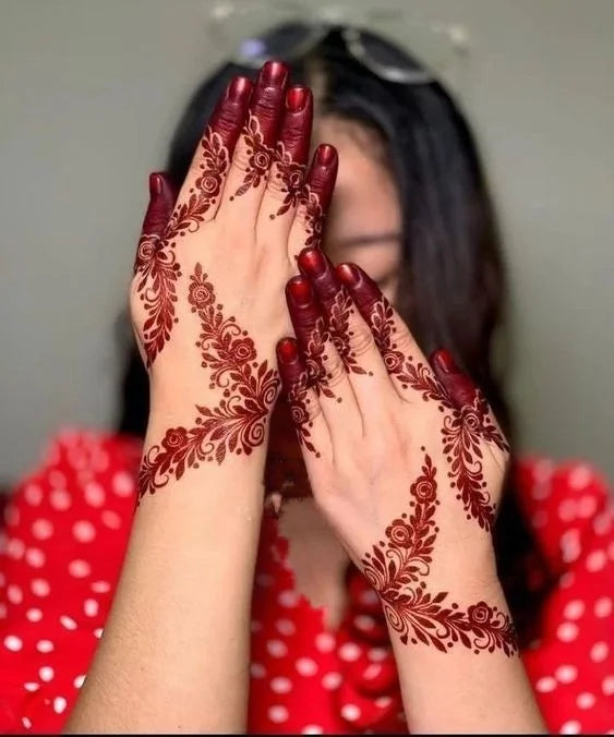 Wholesale Deep Maroon Red Henna Nail Art Stencil Draw Stencil Cosmetic Dip for Wedding Parties Temporary Customized Henna Design