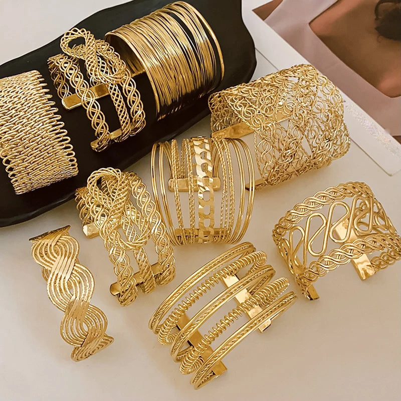2024 New Arrival Fashion Jewelry Minimalist Cool Metal Open Bracelet Exaggerated Bracelet Gold Plated Cuff Bangle Bracelet