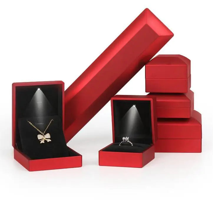 Factory Direct Supply Jewelry Boxes Latest Led Custom Logo Black Engagement Ring Box With Led Light