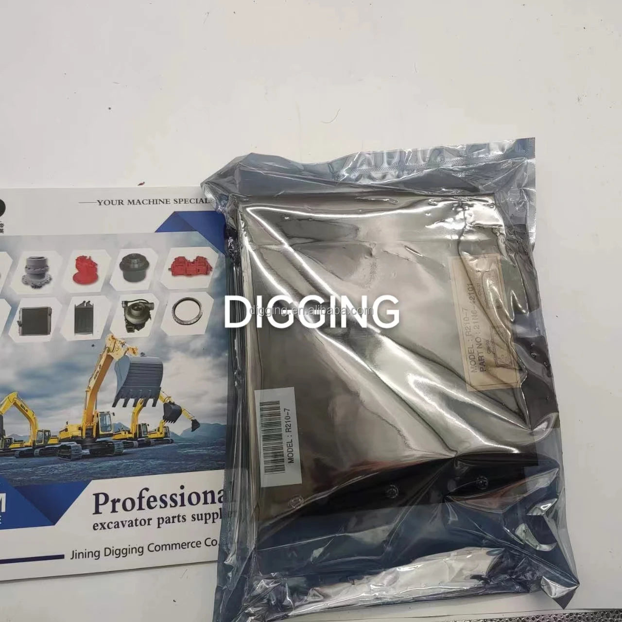R210LC-7 RX210LC-7E Excavator Controller CPU 21N6-42101