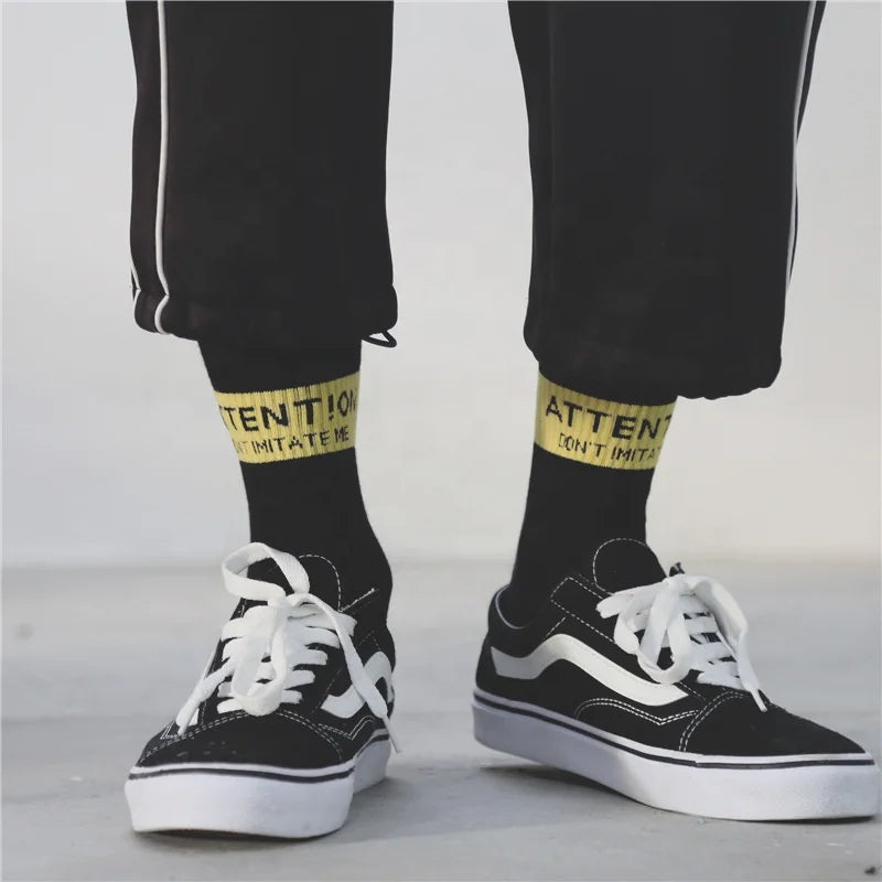 Custom Designed Cotton Sports Socks Alphabet Striped Crew Terry Bottom Gym Athletic Skateboard Gym Socks