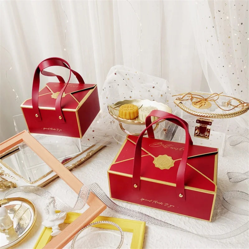 Friendly Recycled  Decoration Favor Supplies  Wedding Event Celebrate New Year Handle Paper Box Birthday Party Gift Packaging