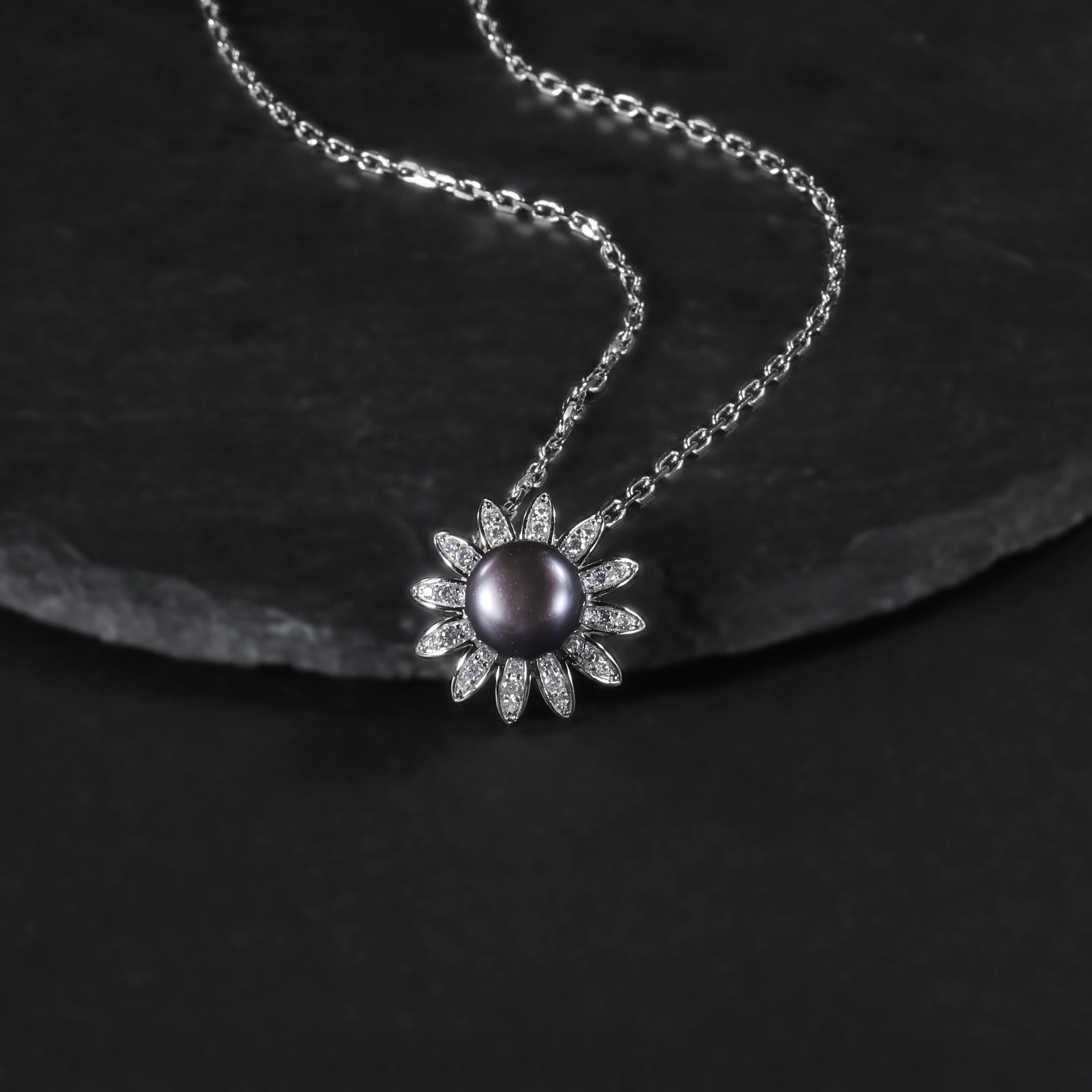 D1030 Abiding Shield Tarnish Free 10mm Black Fresh Water Pearl Custom Logo Necklace Jewelry Fashion Necklaces Silver Pendant